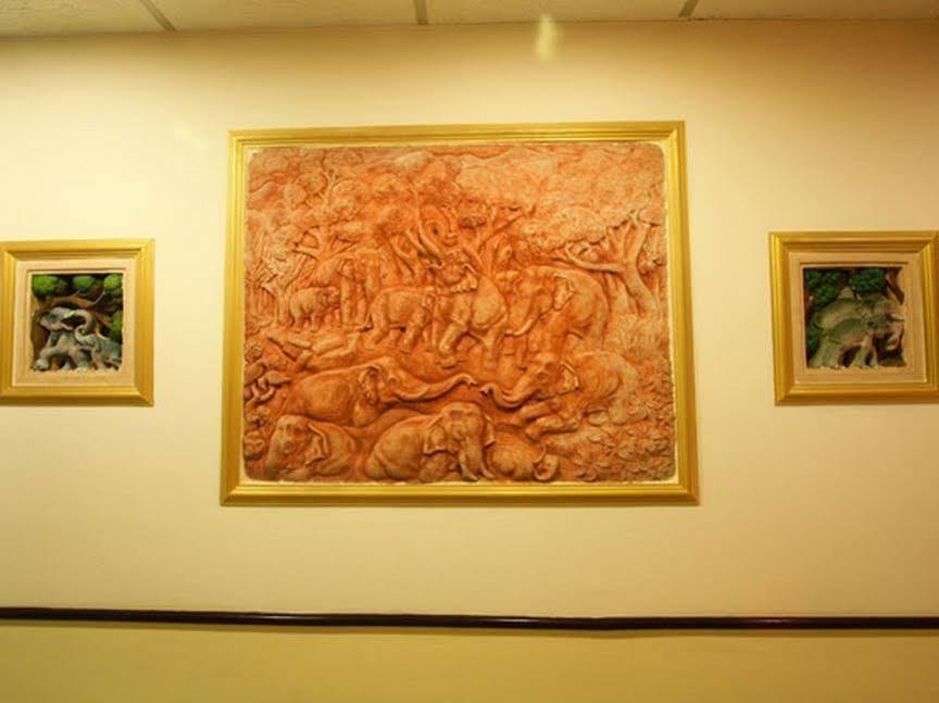 Honey House 2 Hostel Bangkok Luaran gambar